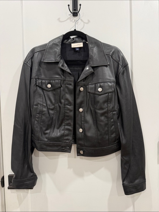 Universal Thread Jackets & Blazers - Universal Thread Black Leather Cropped Jacket